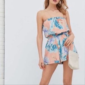 Kimchi Blue strapless peach floral romper -XS